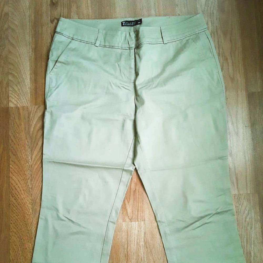 Tan Capris Pants